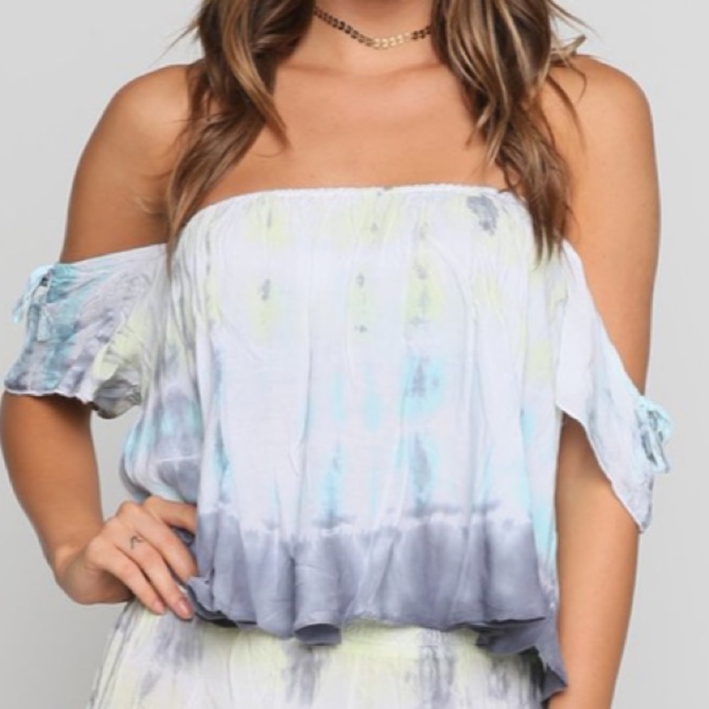 NWT Surf Gypsy off the should tie-dye top
